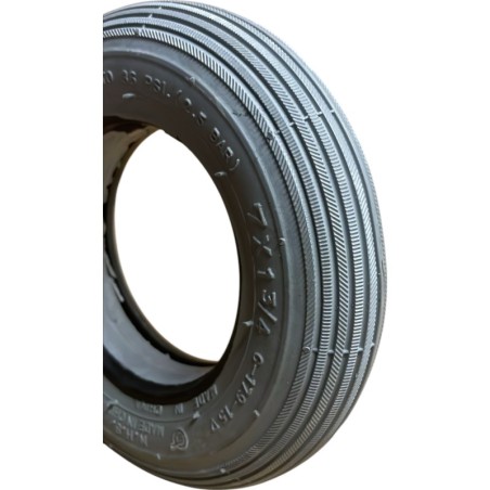 Cubierta Antipinchazos MI 7x1.3/4 (47x94) Gris Rayada CST